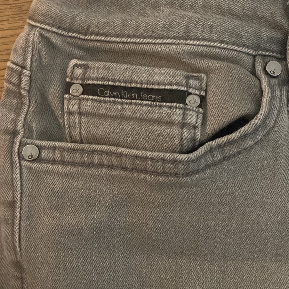 Calvin Klein Jean shorts - Picture 5 of 7